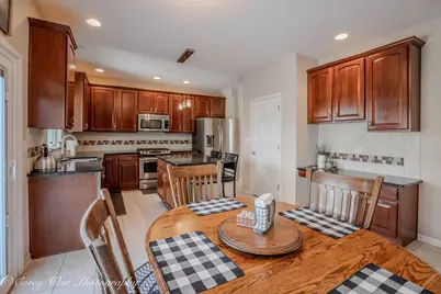 2872 Dartmouth Lane, West Dundee, IL 60118 - Photo 14