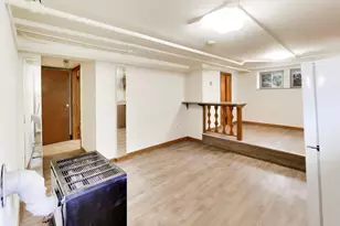 5753 W Giddings St, Chicago, IL 60630 - Photo 30