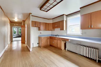 5753 W Giddings Street, Chicago, IL 60630 - Photo 4