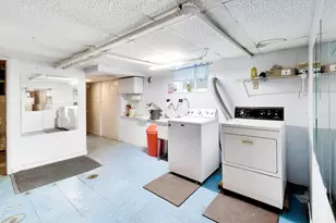 5753 W Giddings St, Chicago, IL 60630 - Photo 34