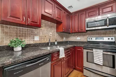10214 S 84th Terrace #312, Palos Hills, IL 60465 - Photo 4