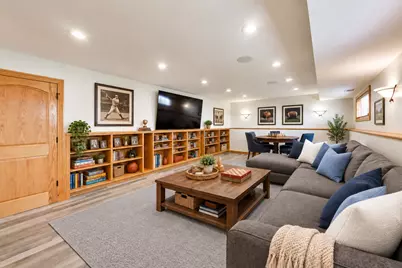 107 S Weller Lane, Mount Prospect, IL 60056 - Photo 18