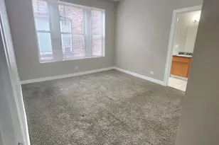 2320 E 70th Pl, Chicago, IL 60649 - Photo 6