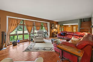 19616 Kishwaukee Valley Rd, Marengo, IL 60152 - Photo 4