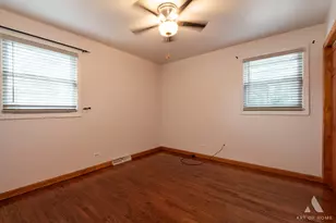 5900 107th St, Chicago Ridge, IL 60415 - Photo 18