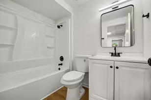 1801 Jamestown Cir, Hoffman Estates, IL 60169 - Photo 12