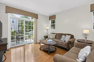 611 Dunhill Ln, Carol Stream, IL 60188 - Photo 4
