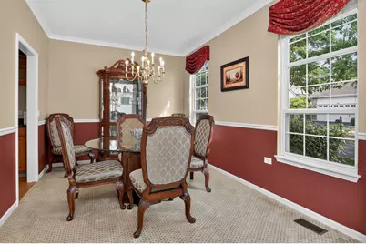 611 Dunhill Lane, Carol Stream, IL 60188 - Photo 12