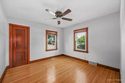 1310 Park Street, McHenry, IL 60050 - Photo 4