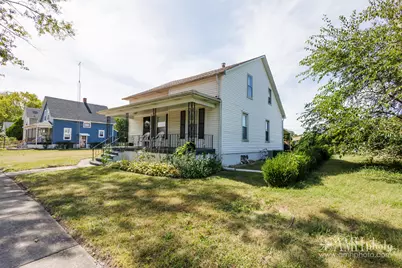 765 N Rosewood Avenue, Kankakee, IL 60901 - Photo 2