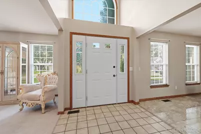 2513 Briarwood Court, Aurora, IL 60506 - Photo 2