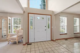 2513 Briarwood Ct, Aurora, IL 60506 - Photo 2
