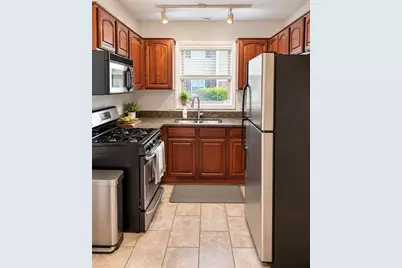 1517 Raymond Drive #103, Naperville, IL 60563 - Photo 4