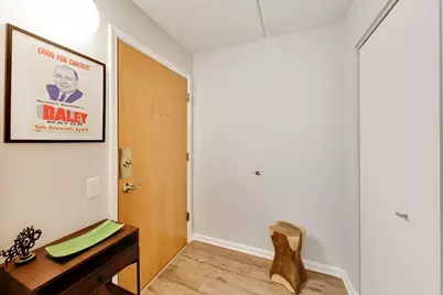 811 Chicago Avenue #609, Evanston, IL 60202 - Photo 6