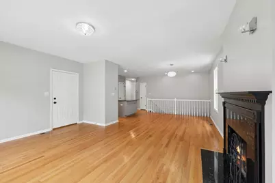 853 W Lakeside Place #1W, Chicago, IL 60640 - Photo 4