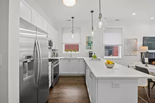 2020 W Pierce Ave, Chicago, IL 60622 - Photo 8