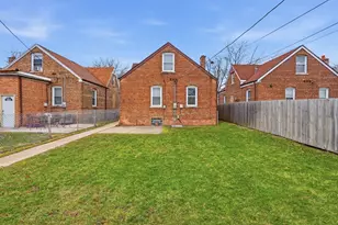 10941 S Ave C, Chicago, IL 60617 - Photo 18