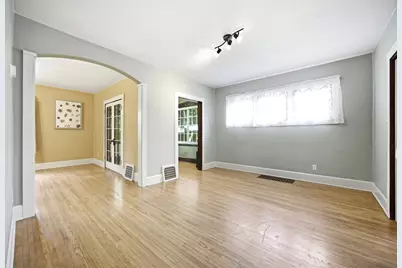 1725 Dave Court, Rockford, IL 61104 - Photo 4