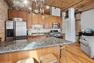 1670 N Claremont Ave, Chicago, IL 60647 - Photo 10