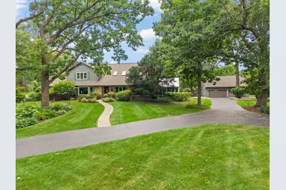 27W118 Cove Lane, Warrenville, IL 60555 - Photo 2