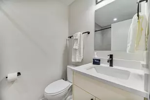 7109 N Western Ave, Chicago, IL 60645 - Photo 20