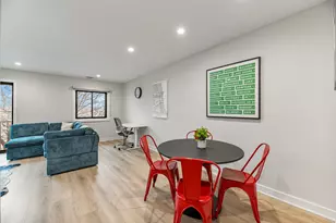 7109 N Western Ave, Chicago, IL 60645 - Photo 10