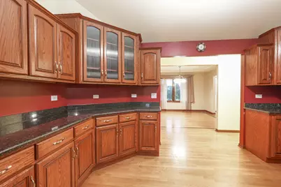 1048 Windfield Drive, Manteno, IL 60950 - Photo 4