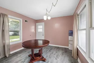 1031 Glenwood Avenue, Waukegan, IL 60085 - Photo 10