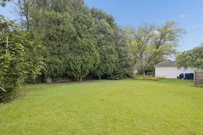 1031 Glenwood Avenue, Waukegan, IL 60085 - Photo 22