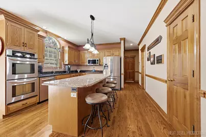 1222 Winners Cup Circle, Saint Charles, IL 60174 - Photo 8