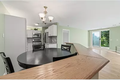 815 Leicester Road #217, Elk Grove Village, IL 60007 - Photo 6