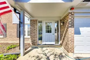 172 Grove Ave, Des Plaines, IL 60016 - Photo 2