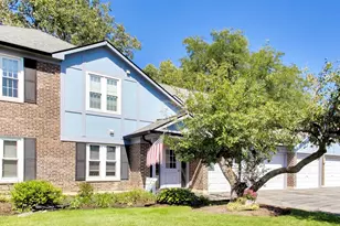 172 Grove Ave, Des Plaines, IL 60016 - Photo 1