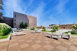 230 W Division St, Chicago, IL 60610 - Photo 30