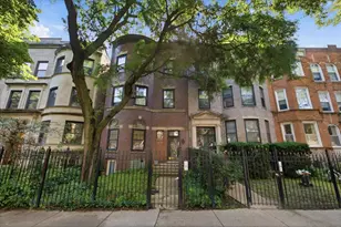 4725 N Kenmore Ave, Chicago, IL 60640 - Photo 1