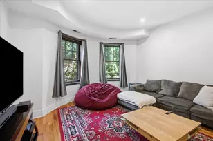 4725 N Kenmore Ave, Chicago, IL 60640 - Photo 2