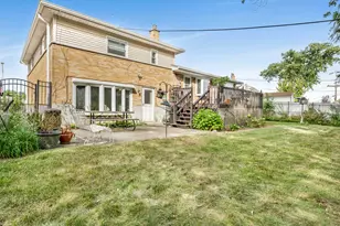661 Winston Dr, Melrose Park, IL 60160 - Photo 26