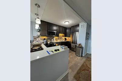 1560 N Sandburg Terrace #3407, Chicago, IL 60610 - Photo 4