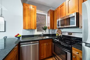 2150 W Ainslie St, Chicago, IL 60625 - Photo 8