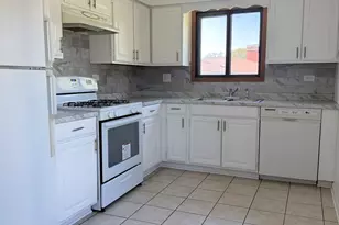 311 Dawn Ct, Bloomingdale, IL 60108 - Photo 16
