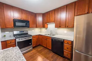 1429 N Green Meadows Blvd, Streamwood, IL 60107 - Photo 6