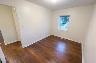 1429 N Green Meadows Blvd, Streamwood, IL 60107 - Photo 10