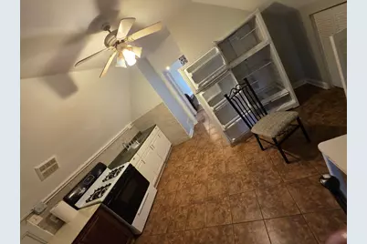 3419 W Beach Avenue #2, Chicago, IL 60651 - Photo 6