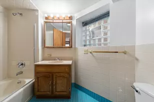 5723 N Artesian Ave, Chicago, IL 60659 - Photo 40