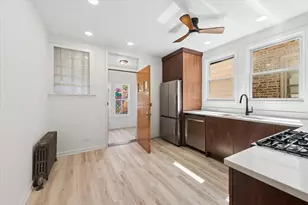 5723 N Artesian Ave, Chicago, IL 60659 - Photo 6