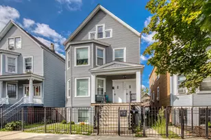 2842 N Avers Ave, Chicago, IL 60618 - Photo 1