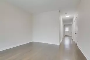 2842 N Avers Ave, Chicago, IL 60618 - Photo 8