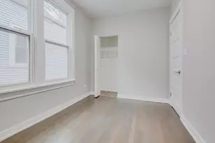 2842 N Avers Ave, Chicago, IL 60618 - Photo 12