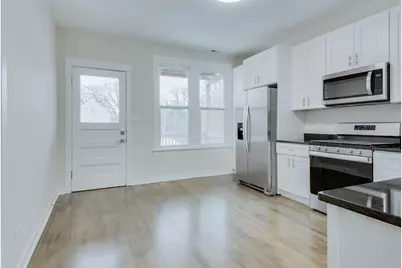 2842 N Avers Avenue #2, Chicago, IL 60618 - Photo 4