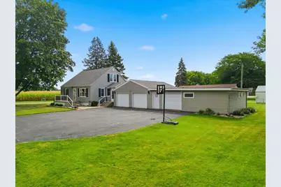 1510 Sycamore Drive, Rock Falls, IL 61071 - Photo 2